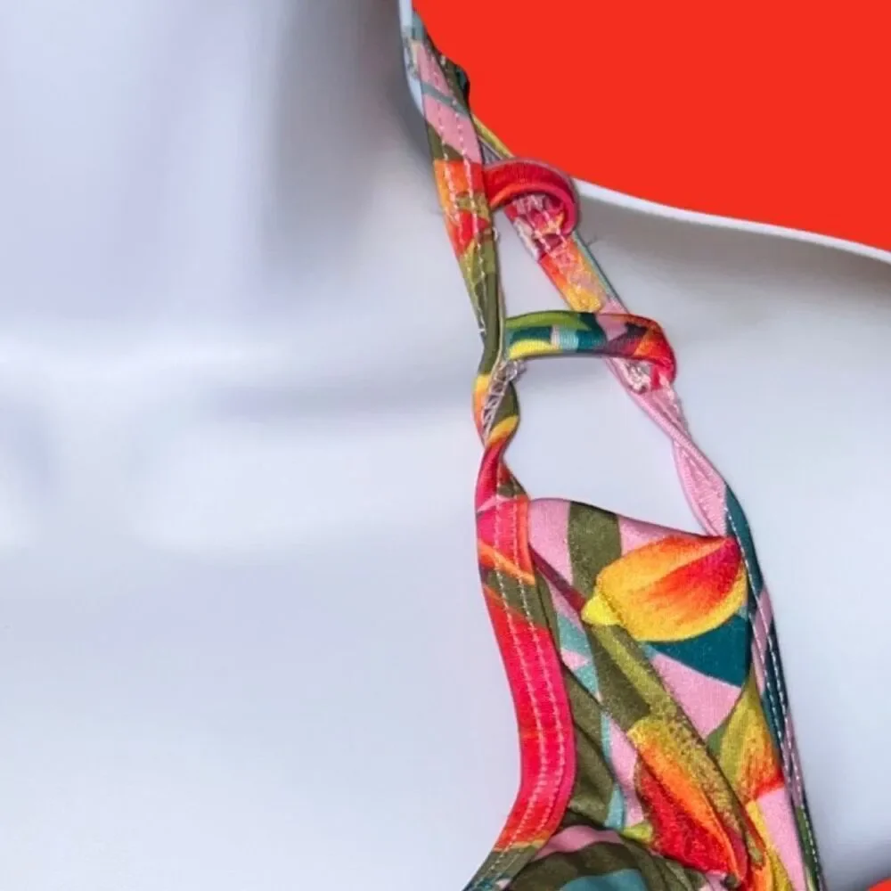 Aeropostale Tropical Print Adjustable Strap Bikini Top Size Medium - Picture 4 of 7